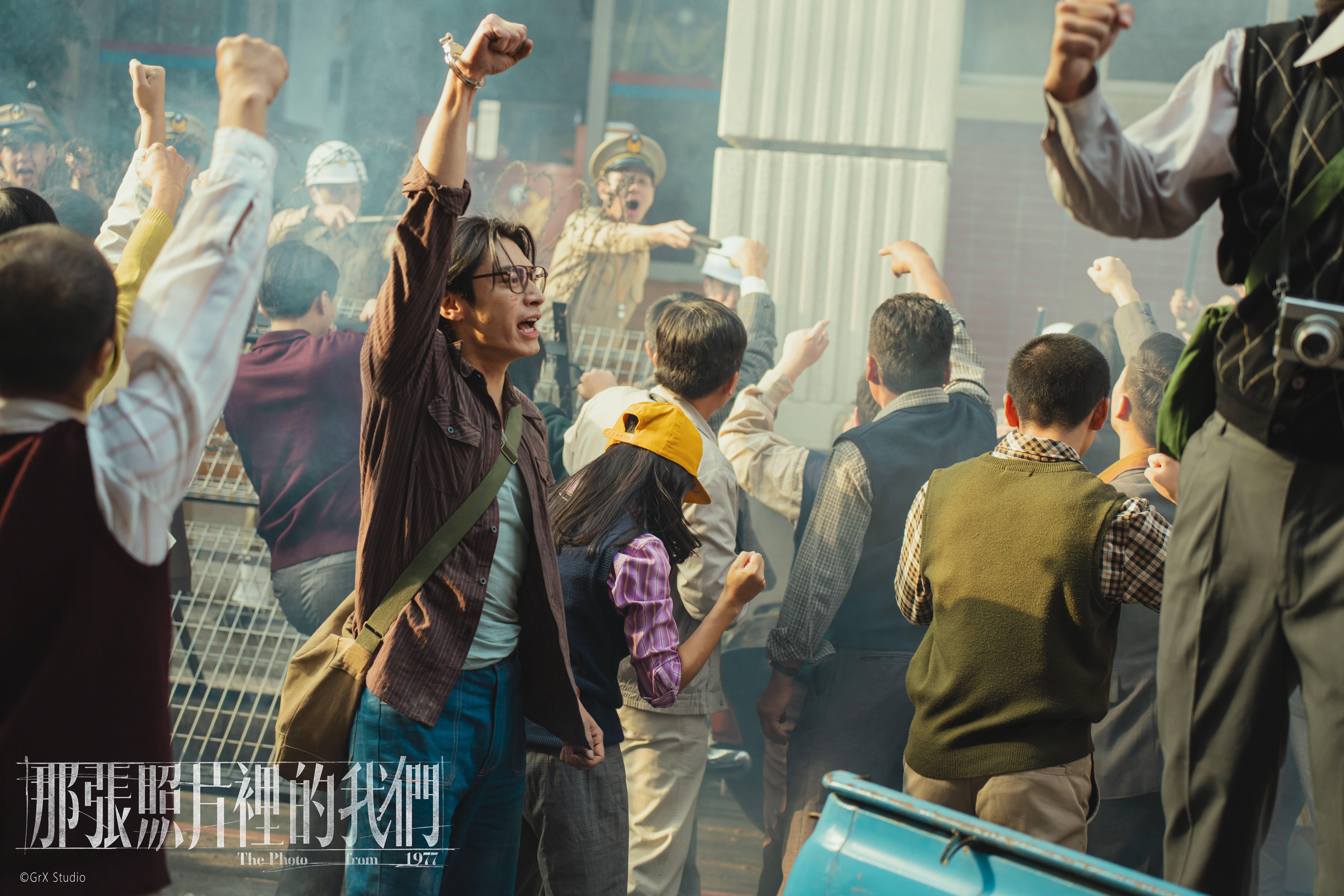 警局抗議